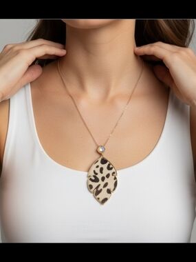 CLOVER Gold Leopard Print Teardrop Pendant Necklace